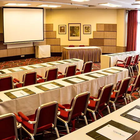 Budapest-budaoers By Ihg מלון