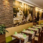 Budapest-budaörs, An Ihg 4*