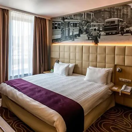 Hotel Budapest-budaoers By Ihg Budaors