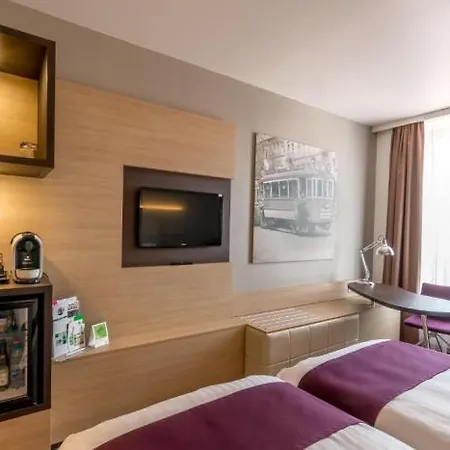 Budapest-budaoers By Ihg Budaors