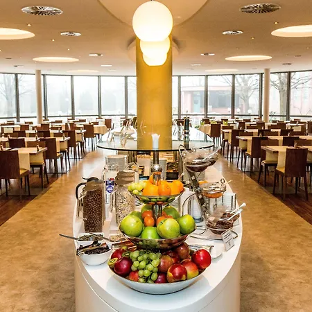 Budapest-budaoers By Ihg 4*