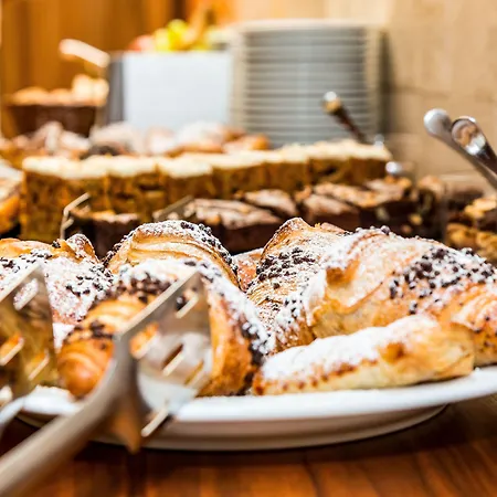 Budapest-budaoers By Ihg 酒店 布道尔斯