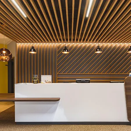 Budapest-budaoers By Ihg 4*