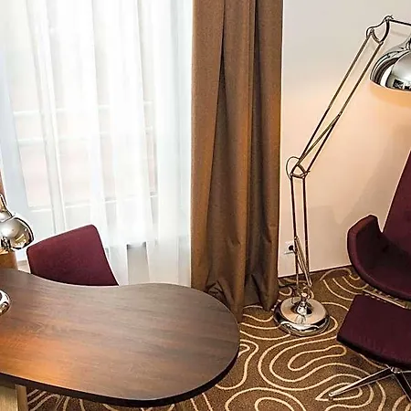 Hotel Budapest-budaoers By Ihg