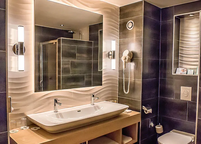 Budapest-budaoers By Ihg בודארוס